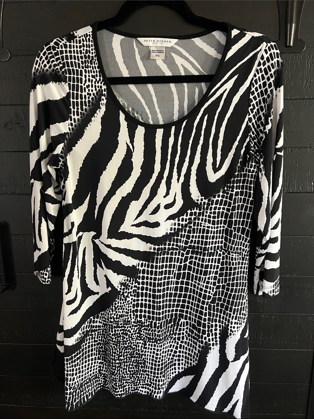 Peter Nygard Black and White Mixed Animal Print Scoop Neck Top